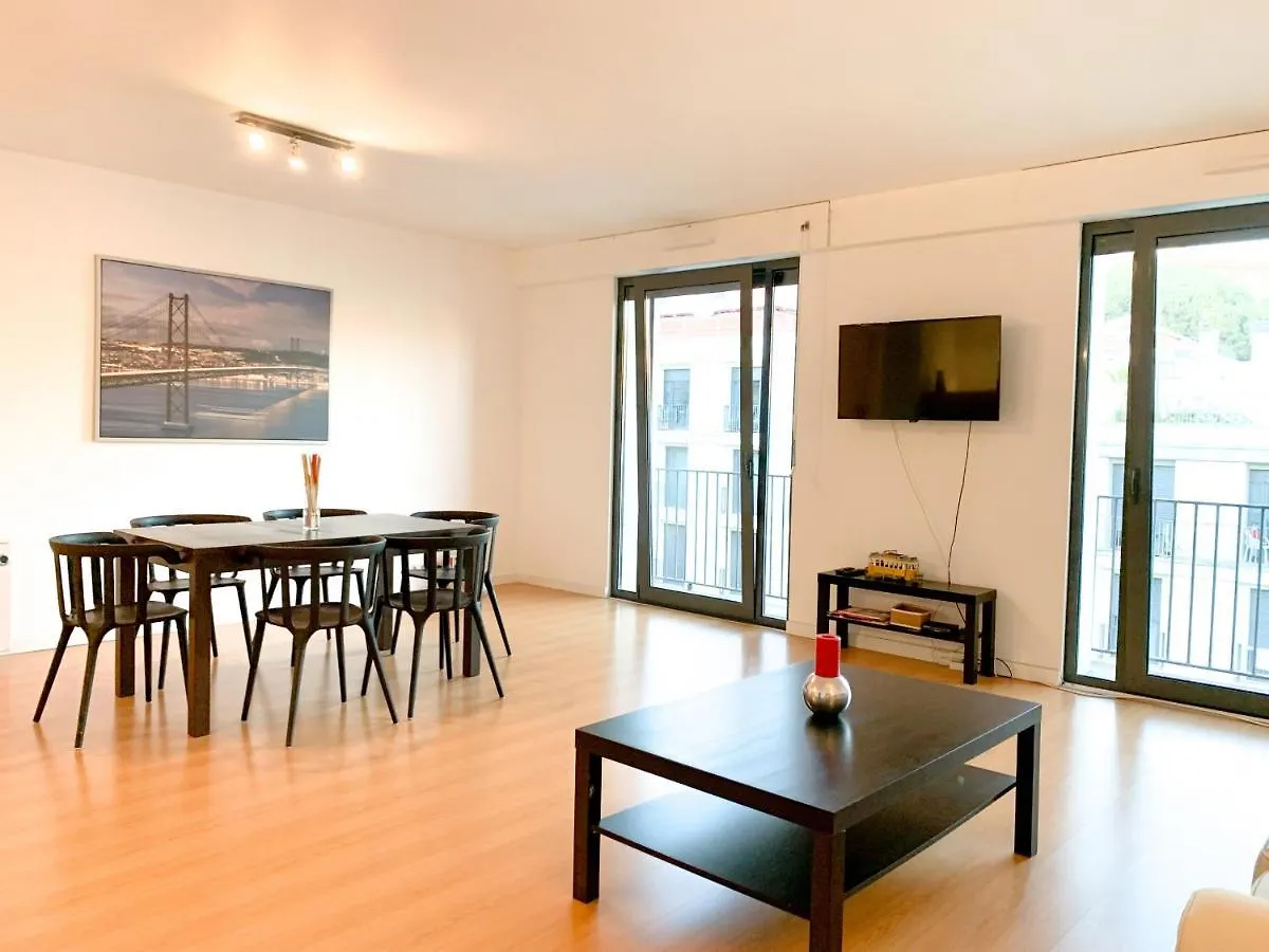 Castle View Apartment, Lisbon 2
